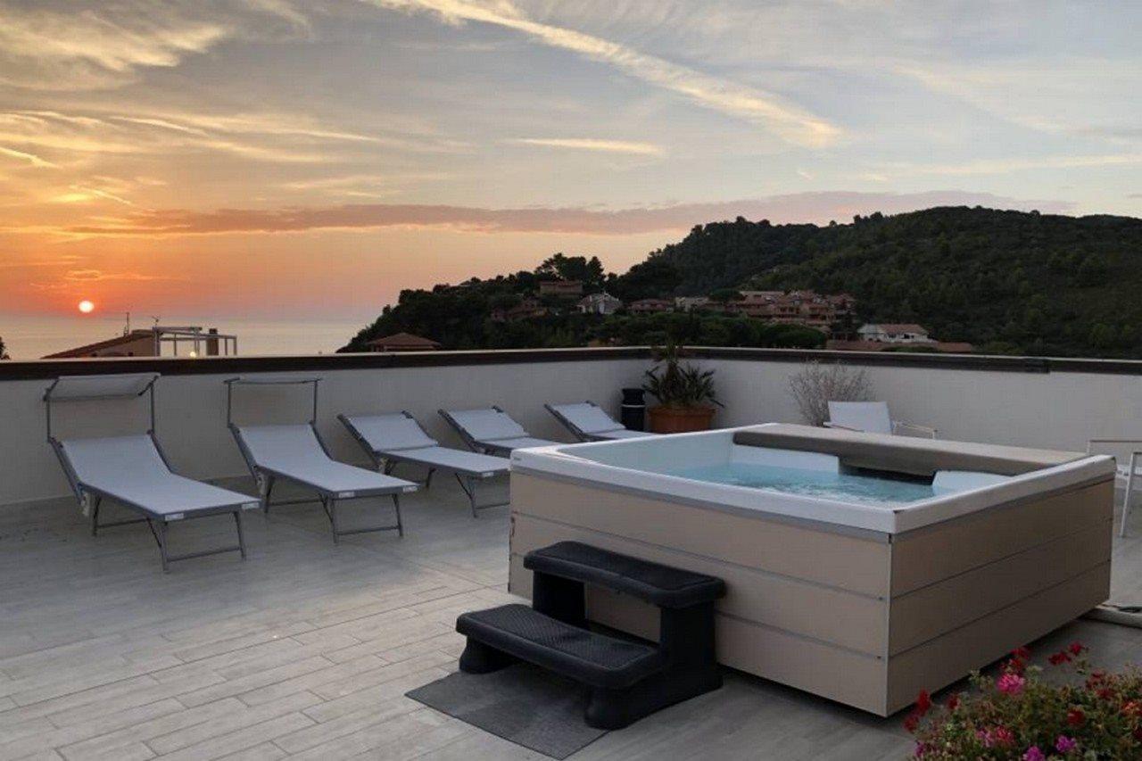Hotel Il Telamonio Таламоне Екстериор снимка