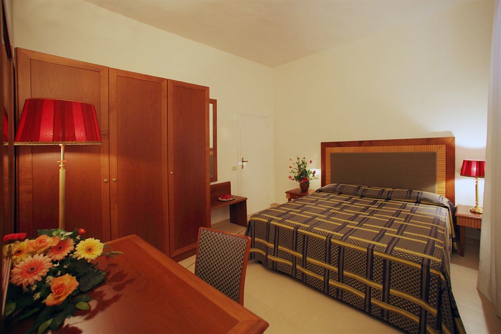 Hotel Il Telamonio Таламоне Екстериор снимка